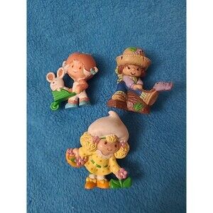 Vintage 1981 American Greetings Strawberry Shortcake Figures Set Of 3